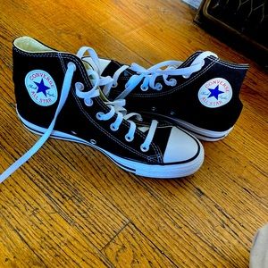 Chuck Taylor All Stars Unisex Sz 8 Women/6 Men